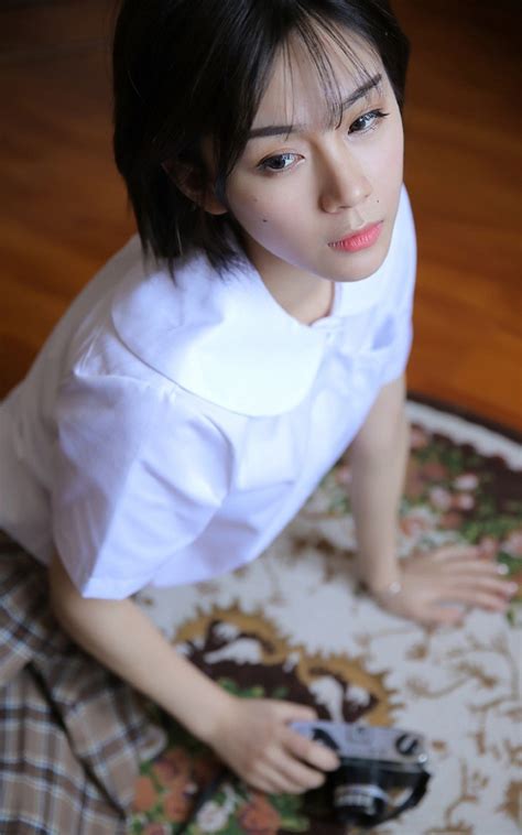 寒冬里的新娱乐方式：宅家观影如何改变我们的生活习惯